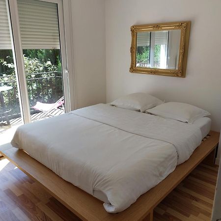 Chalet Fleuve Avec Parking-Barbecue Yerres Bagian luar foto